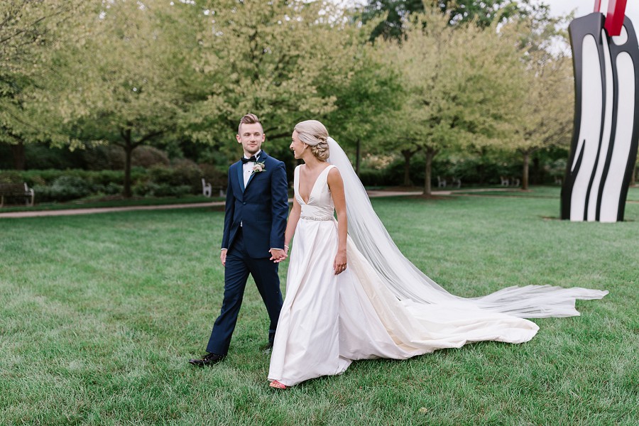 newfields indianapolis wedding photographer