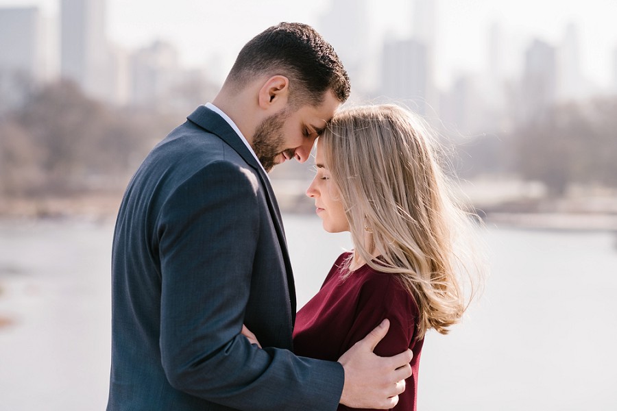 chicago-wedding-engagement-photographer-romantic
